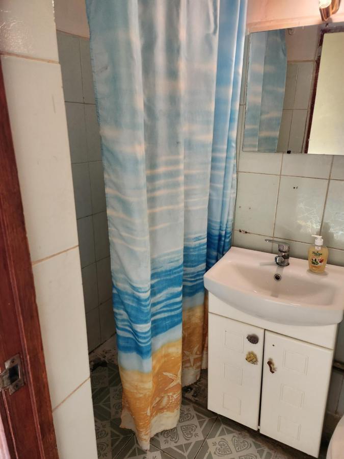 Оазис Алма Ата Екстериор снимка